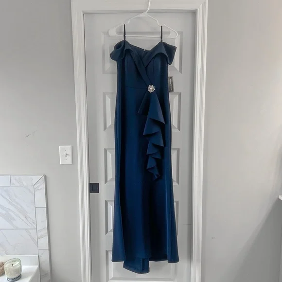Jessica Howard | Dresses | Navy Blue Floor Length Gown | Poshmark Jessica Howard | Dresses | Navy Blue Floor Length Gown | Poshmark